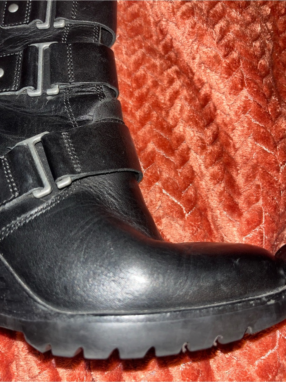 Sorel  Black Strappy Leather Women's Boots. Size 7. - Picture 3 of 10